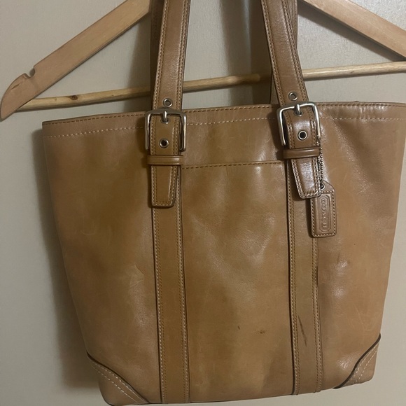 Coach Tan Leather Handbag and Wallet - Picture 2 of 7